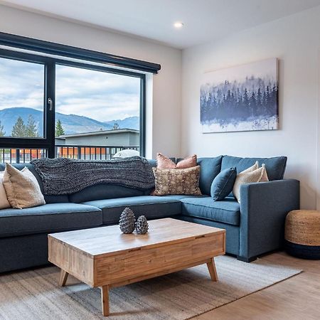 شقة Bluebird Daze By Revelstoke Vacations المظهر الخارجي الصورة