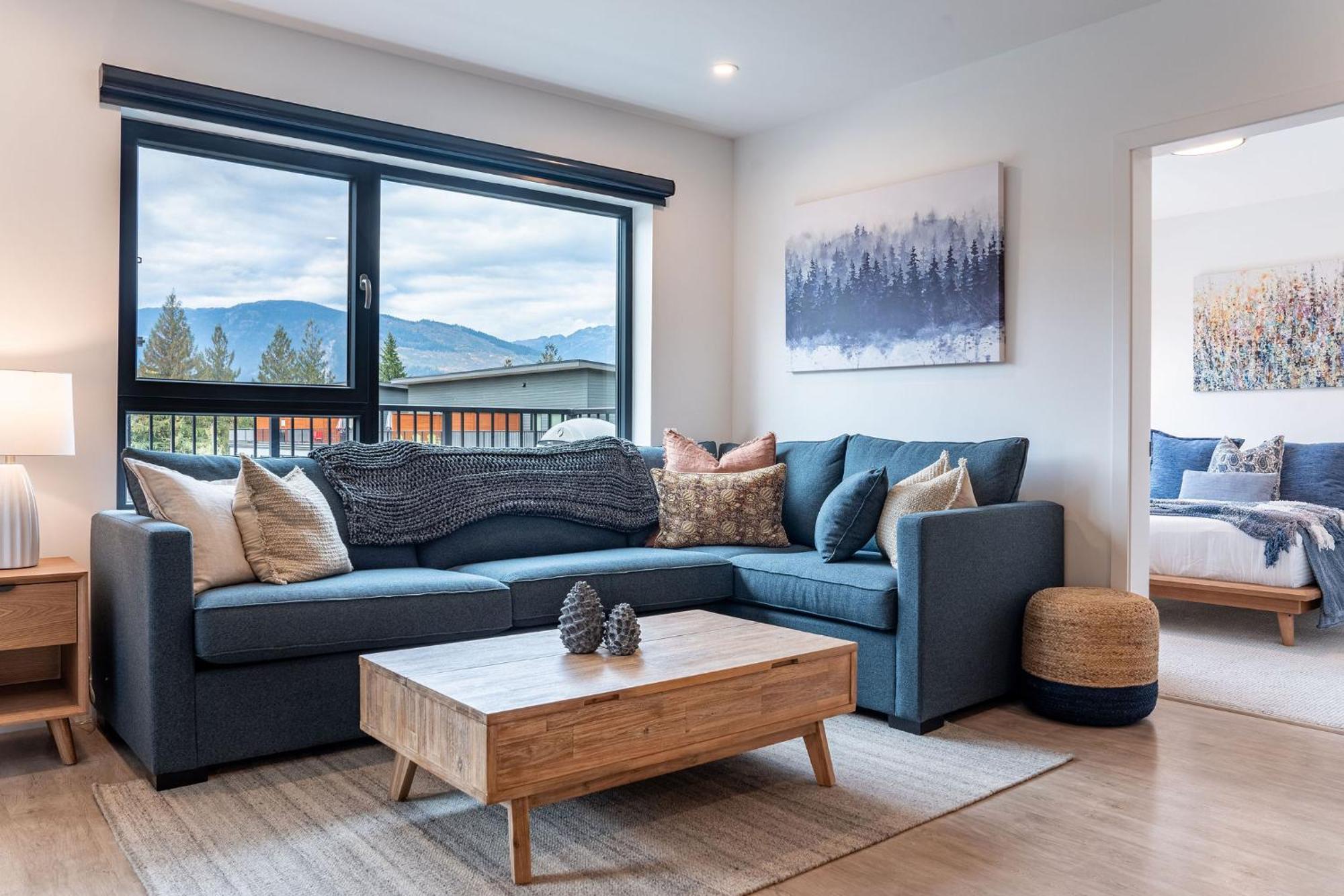 شقة Bluebird Daze By Revelstoke Vacations المظهر الخارجي الصورة